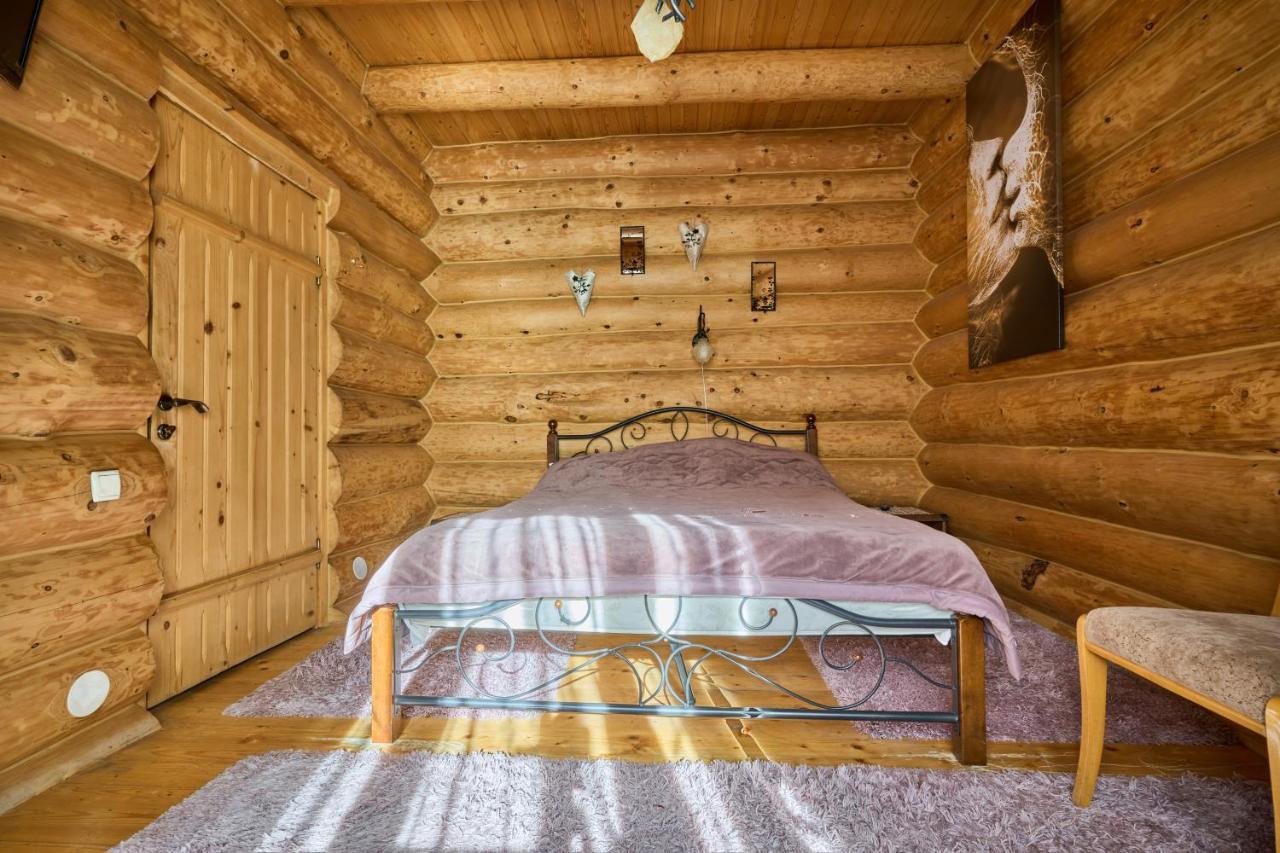 Tsaryna Sadyba Яблоница Экстерьер фото